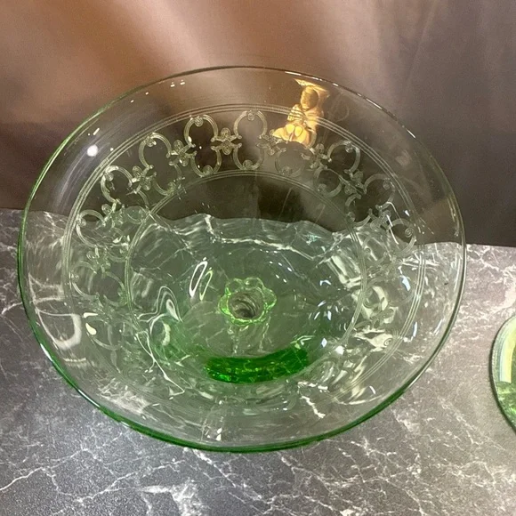 Fostoria Versailles 2 LIQUOR COCKTAIL Glass 5" And 3 Wine Glass 7” Lot Glow Gla - Picture 6 of 12